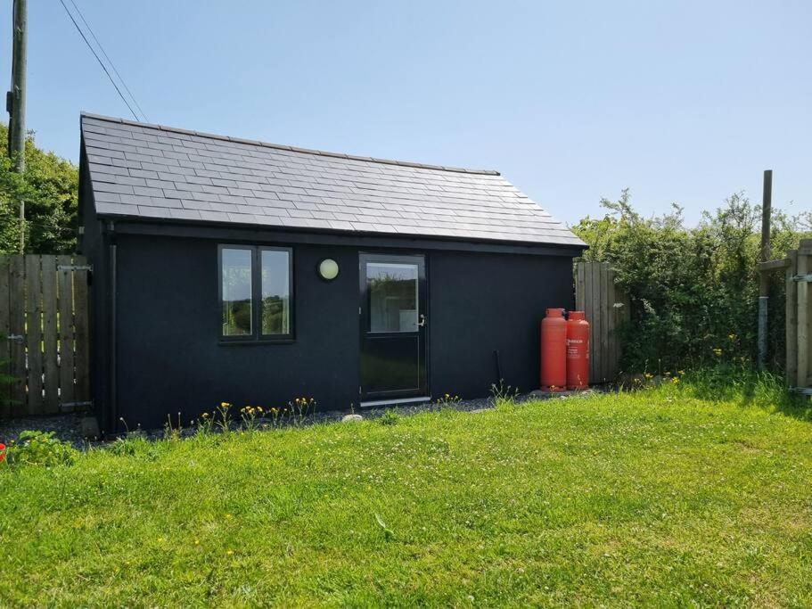 Hallegan Annexe With Private Garden And Woodland Camborne Exterior foto